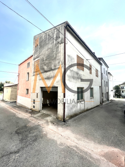 Immobile completamente da rifinire – 180m²